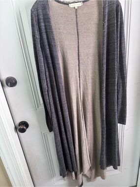 Gilded Intent Two-Tone Charcoal and Taupe Open Cardigan